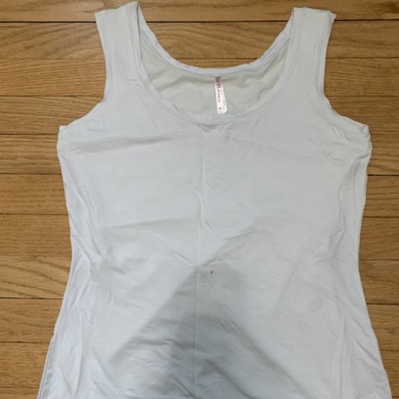 Ruby Ribbon Versatile Tank - Picture 1 of 4